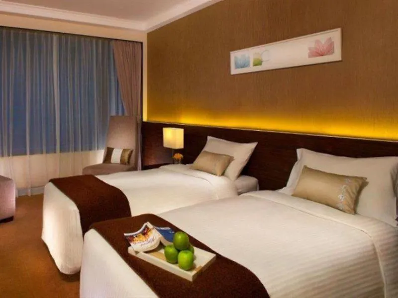 City Garden Hotel Hong Kong 4*,
