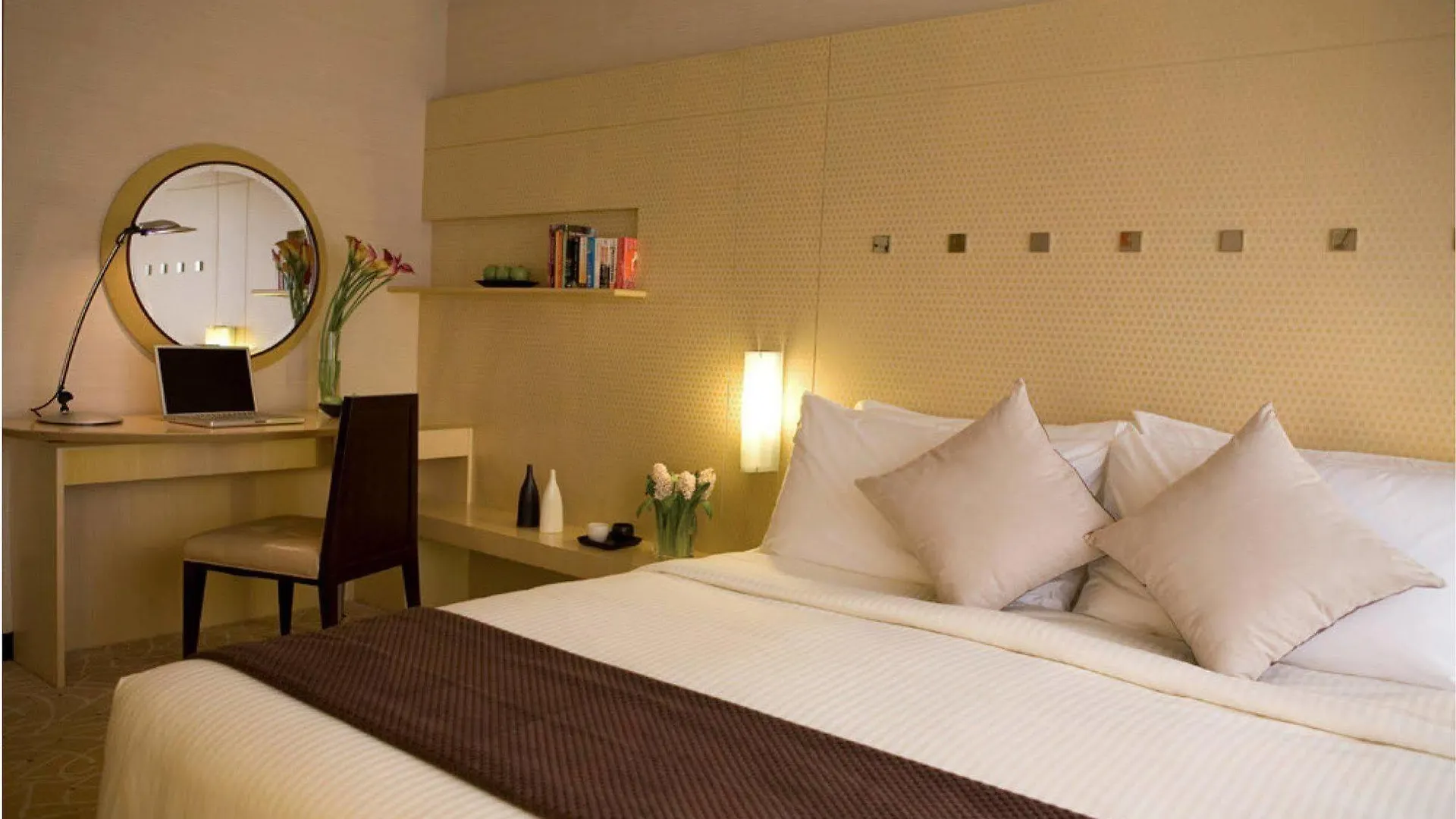City Garden Hotel Hong Kong 4*,