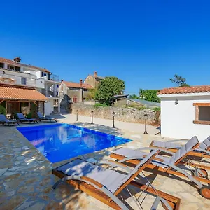 Ferienhaus Villa Alina Sveta Marija na Krasu